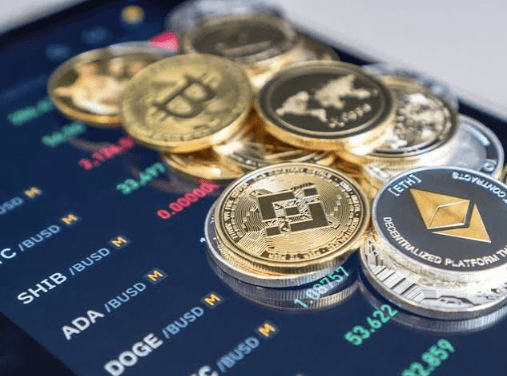 What Are Altcoins?